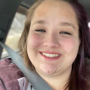 Meet your Posher, Whitney